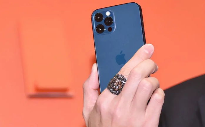 开州苹果手机维修分享iPhone12系列重启方法教程 